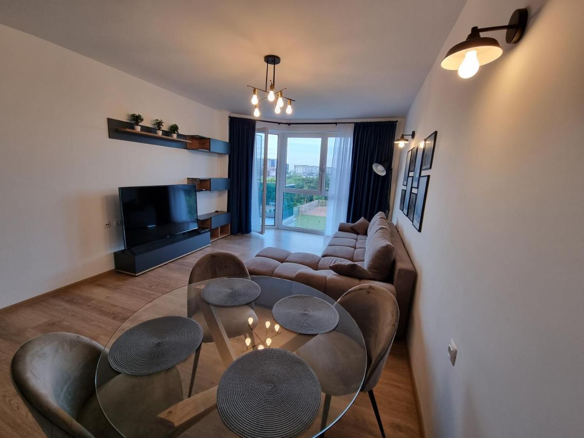 Grand Look & Best Location For Business On Bukares Bagian luar foto