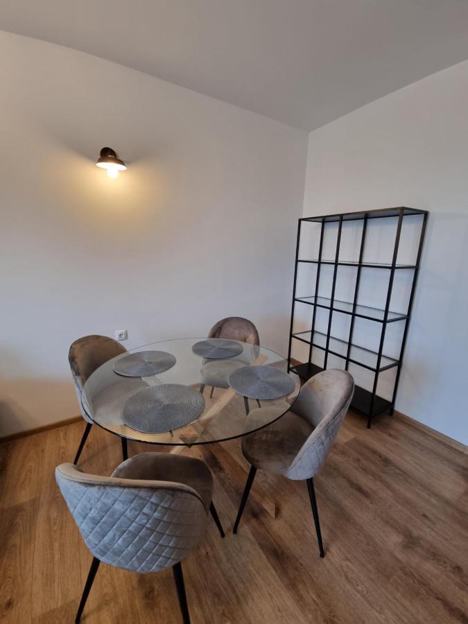 Grand Look & Best Location For Business On Bukares Bagian luar foto
