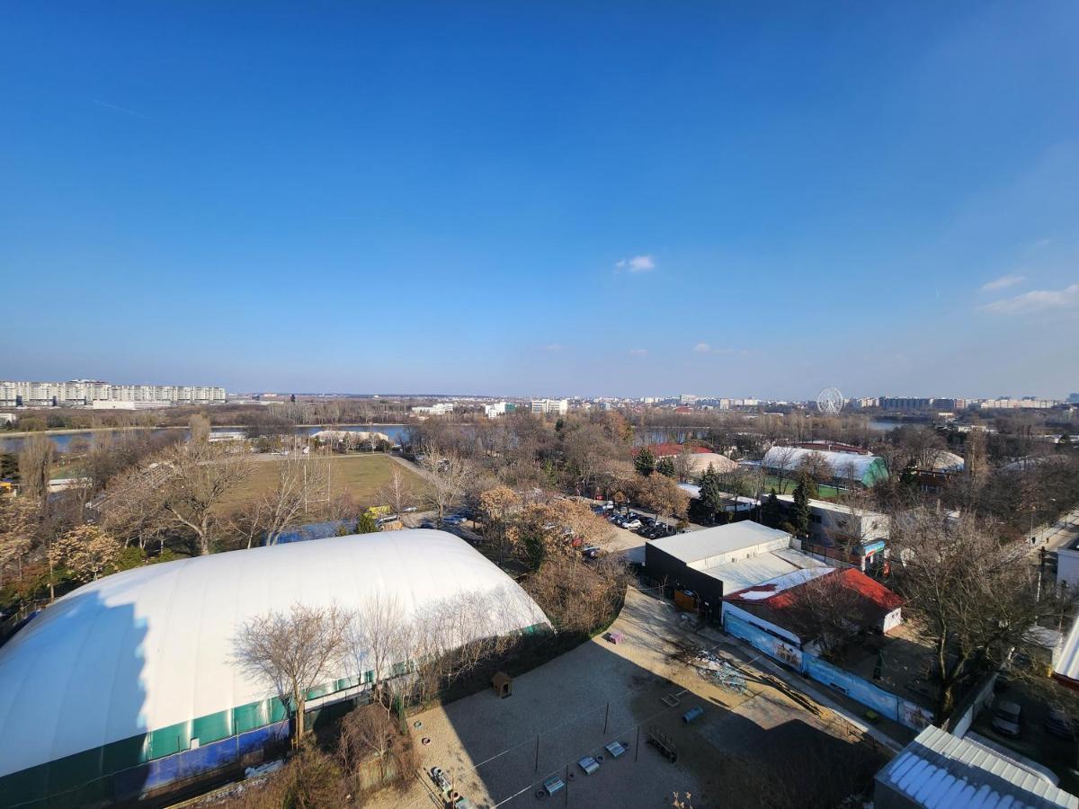 Grand Look & Best Location For Business On Bukares Bagian luar foto