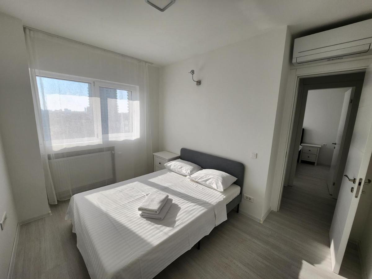 Grand Look & Best Location For Business On Bukares Bagian luar foto